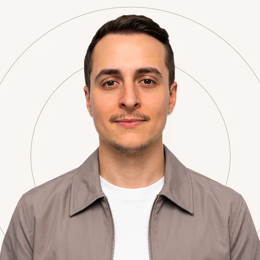 Devikison Aguiar, Product Designer e Full Stack Engineer do Grupo 2!H